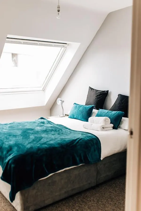 Short Stays Away 200 Newcastle upon Tyne